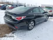 ✅ 2012 Hyundai Sonata Hybrid • VIN: KMHEC4A45CA043197 • Lot: 41611904. Listed on IAAI with 178,902 mi. Free auction sales archive from the USA and detailed vehicle history report at DreamBid. Image 4.