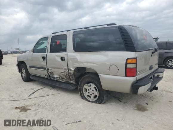✅ 2004 Chevrolet Suburban LS • VIN: 3GNEC16ZX4G233840 • Лот: 85450544. Опубликован ранее на Copart с пробегом 271 809 миль. Бесплатный доступ к архиву аукционных продаж из США и подробный отчёт об истории автомобиля на DreamBid. Изображение 2.