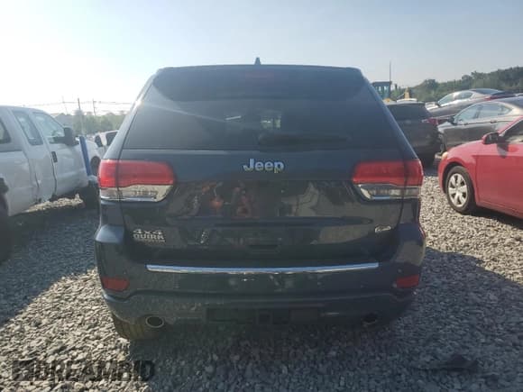 ✅ 2019 Jeep Grand Cherokee Overland • VIN: 1C4RJFCG7KC739724 • Lot: 66186435. Listed on Copart with 61,536 mi. Free auction sales archive from the USA and detailed vehicle history report at DreamBid. Image 6.