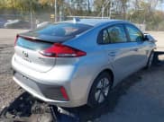 ✅ 2020 Hyundai Ioniq Blue • VIN: KMHC65LC1LU219492 • Lot: 40657406. Wystawiony na IAAI z przebiegiem 117 063 mil. Bezpłatny archiwum sprzedaży aukcyjnych z USA i szczegółowy raport historii pojazdu na DreamBid. Zdjęcie 4.
