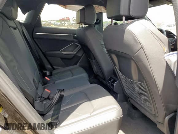 ✅ 2020 Audi Q3 S line Prestige • VIN: WA1FECF33L1043433 • Lot: 61084885. Listed on Copart with 58,607 mi. Free auction sales archive from the USA and detailed vehicle history report at DreamBid. Image 10.