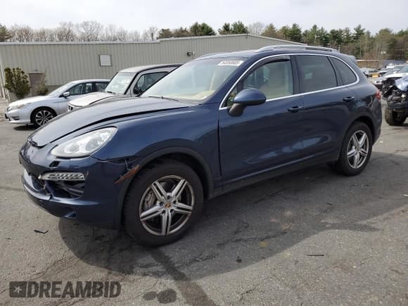 ✅ 2014 Porsche Cayenne S • VIN: WP1AB2A26ELA56135 • Lot: 54850805. Wystawiony na Copart z przebiegiem 126 406 mil. Bezpłatny archiwum sprzedaży aukcyjnych z USA i szczegółowy raport historii pojazdu na DreamBid. Zdjęcie 1.