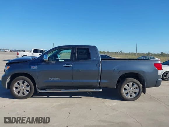 ✅ 2010 Toyota Tundra • VIN: 5TFRY5F13AX094946 • Lot: 43475406. Wystawiony na IAAI z przebiegiem 95 364 mil. Bezpłatny archiwum sprzedaży aukcyjnych z USA i szczegółowy raport historii pojazdu na DreamBid. Zdjęcie 14.