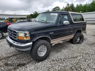 ✅ 1996 Ford Bronco XL • VIN: 1FMEU15N1TLB67552 • Lot: 56488065. Listed on Copart with 256,153 mi. Free auction sales archive from the USA and detailed vehicle history report at DreamBid. Image 1.