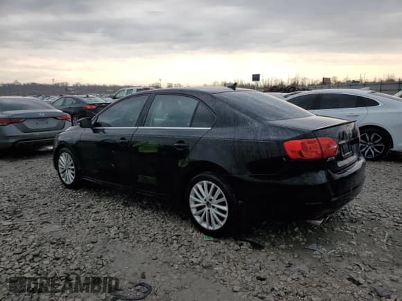 ✅ 2013 Volkswagen Jetta SEL • VIN: 3VWLX7AJ1DM442228 • Lot: 50792815. Listed on Copart with 123,926 mi. Free auction sales archive from the USA and detailed vehicle history report at DreamBid. Image 2.