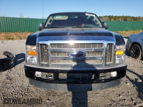 ✅ 2010 Ford F-250 XL • VIN: 1FTSW2BR7AEA09135 • Lot: 81893614. Wystawiony na Copart z przebiegiem 185 137 mil. Bezpłatny archiwum sprzedaży aukcyjnych z USA i szczegółowy raport historii pojazdu na DreamBid. Zdjęcie 5.