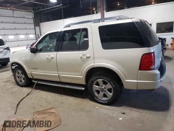 ✅ 2005 Ford Explorer Limited • VIN: 1FMZU75WX5ZA12656 • Lot: 82709825. Wystawiony na Copart z przebiegiem 229 924 mil. Bezpłatny archiwum sprzedaży aukcyjnych z USA i szczegółowy raport historii pojazdu na DreamBid. Zdjęcie 2.