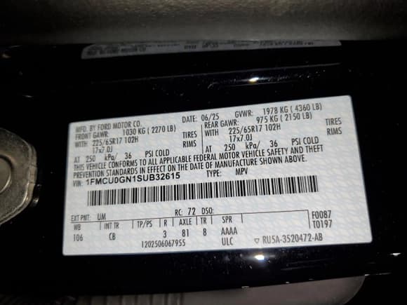 ✅ 2025 Ford Escape Active • VIN: 1FMCU0GN1SUB32615 • Lot: 93321545. Listed on Copart with 9,478 mi. Free auction sales archive from the USA and detailed vehicle history report at DreamBid. Image 13.