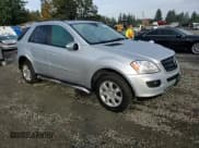 ✅ 2006 Mercedes-Benz M 350 • VIN: 4JGBB86E26A074541 • Lot: 90398655. Wystawiony na Copart z przebiegiem 109 466 mil. Bezpłatny archiwum sprzedaży aukcyjnych z USA i szczegółowy raport historii pojazdu na DreamBid. Zdjęcie 14.