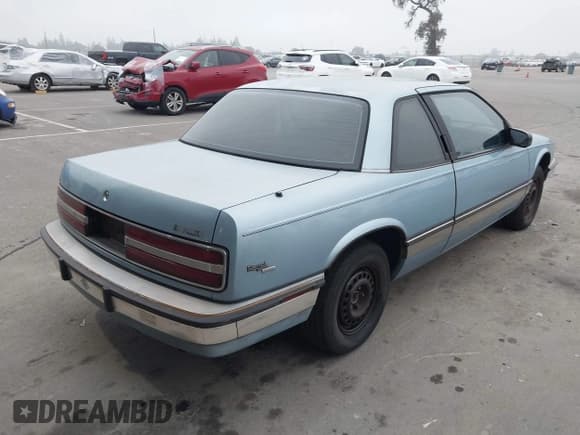 ✅ 1989 Buick Regal • VIN: 2G4WD14W5K1420178 • Lot: 43895869. Listed on IAAI with 148,889 mi. Free auction sales archive from the USA and detailed vehicle history report at DreamBid. Image 4.