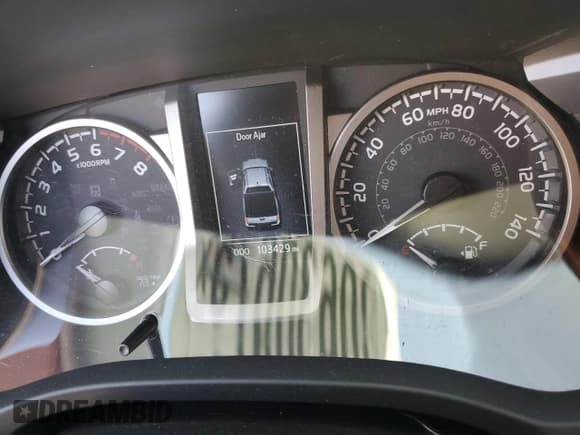 ✅ 2022 Toyota Tacoma SR5 • VIN: 3TMAZ5CN7NM189152 • Lot: 89630675. Listed on Copart with 103,429 mi. Free auction sales archive from the USA and detailed vehicle history report at DreamBid. Image 9.