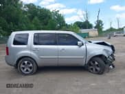 ✅ 2014 Honda Pilot EX-L • VIN: 5FNYF4H51EB044963 • Lot: 42293856. Wystawiony na IAAI z przebiegiem 147 217 mil. Bezpłatny archiwum sprzedaży aukcyjnych z USA i szczegółowy raport historii pojazdu na DreamBid. Zdjęcie 13.