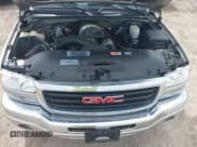 ✅ 2005 GMC Sierra 1500HD SLE • VIN: 1GTGC13U75F816427 • Lot: 41803548. Listed on IAAI with Not provided. Free auction sales archive from the USA and detailed vehicle history report at DreamBid. Image 10.