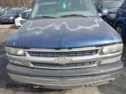 ✅ 2001 Chevrolet Tahoe LS • VIN: 1GNEC13T91R219486 • Lot: 41439329. Wystawiony na IAAI z przebiegiem 265 974 mil. Bezpłatny archiwum sprzedaży aukcyjnych z USA i szczegółowy raport historii pojazdu na DreamBid. Zdjęcie 6.