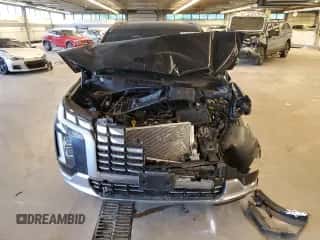 2023 Hyundai Palisade Calligraphy с VIN KM8R7DGE2PU592561, выставлен на аукционе Copart как лот 57211174 с пробегом 10 320 миль миль и Списание • Salvage title. История ставок и продаж доступна на DreamBid. Изображение 5.