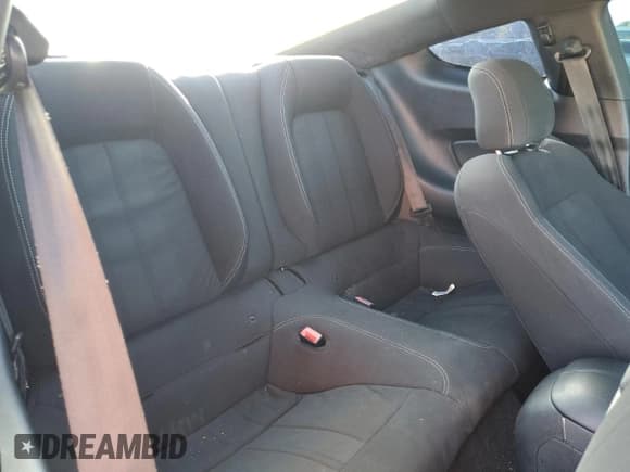 ✅ 2019 Ford Mustang EcoBoost • VIN: 1FA6P8TH0K5116848 • Лот: 82364545. Опубликован ранее на Copart с пробегом 89 118 миль. Бесплатный доступ к архиву аукционных продаж из США и подробный отчёт об истории автомобиля на DreamBid. Изображение 10.