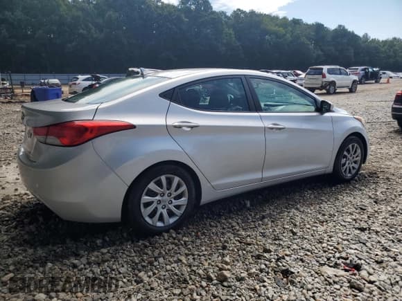 ✅ 2013 Hyundai Elantra GLS • VIN: KMHDH4AE7DU591160 • Lot: 69107635. Listed on Copart with 262,915 mi. Free auction sales archive from the USA and detailed vehicle history report at DreamBid. Image 3.