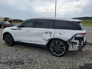 ✅ 2020 Lincoln Aviator Reserve • VIN: 5LM5J7XC3LGL27993 • Lot: 54279663. Listed on Copart with 54,877 mi. Free auction sales archive from the USA and detailed vehicle history report at DreamBid. Image 2.