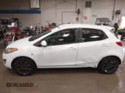 ✅ 2013 Mazda 2 Touring • VIN: JM1DE1LZ2D0157831 • Lot: 43457278. Wystawiony na IAAI z przebiegiem 189 111 mil. Bezpłatny archiwum sprzedaży aukcyjnych z USA i szczegółowy raport historii pojazdu na DreamBid. Zdjęcie 14.