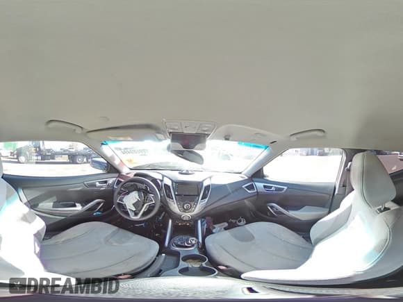 ✅ 2012 Hyundai Veloster w/Black Int • VIN: KMHTC6AD8CU020675 • Lot: 79889494. Wystawiony na Copart z przebiegiem 127 885 mil. Bezpłatny archiwum sprzedaży aukcyjnych z USA i szczegółowy raport historii pojazdu na DreamBid. Zdjęcie 13.