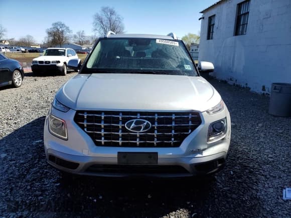 ✅ 2022 Hyundai Venue SEL • VIN: KMHRC8A33NU181189 • Lot: 49508585. Listed on Copart with 16,024 mi. Free auction sales archive from the USA and detailed vehicle history report at DreamBid. Image 5.