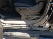 ✅ 2021 Chevrolet Silverado 1500 RST • VIN: 3GCPWDED1MG328271 • Lot: 42816721. Wystawiony na IAAI z przebiegiem 47 790 mil. Bezpłatny archiwum sprzedaży aukcyjnych z USA i szczegółowy raport historii pojazdu na DreamBid. Zdjęcie 6.