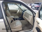 ✅ 2012 Ford Escape Limited • VIN: 1FMCU9EG9CKB65089 • Лот: 42032862. Опубликован ранее на IAAI с пробегом 141 878 миль. Бесплатный доступ к архиву аукционных продаж из США и подробный отчёт об истории автомобиля на DreamBid. Изображение 5.