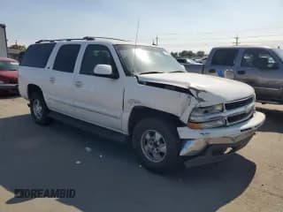 ✅ 2003 Chevrolet Suburban Z71 • VIN: 3GNFK16Z93G217263 • Lot: 71387644. Wystawiony na Copart z przebiegiem 260 738 mil. Bezpłatny archiwum sprzedaży aukcyjnych z USA i szczegółowy raport historii pojazdu na DreamBid. Zdjęcie 4.