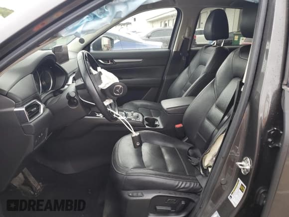 ✅ 2021 Mazda CX-5 Touring • VIN: JM3KFBCM0M1343321 • Lot: 85146695. Wystawiony na Copart z przebiegiem 69 031 mil. Bezpłatny archiwum sprzedaży aukcyjnych z USA i szczegółowy raport historii pojazdu na DreamBid. Zdjęcie 7.