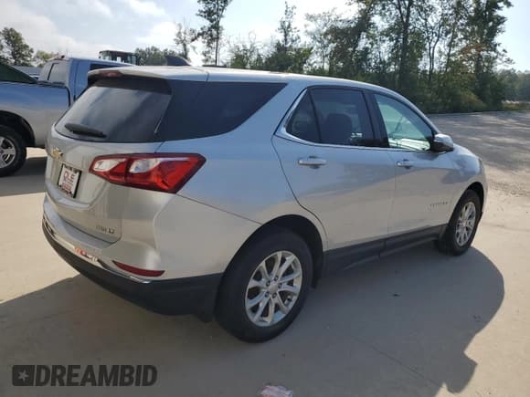 ✅ 2019 Chevrolet Equinox LT • VIN: 2GNAXUEV1K6252966 • Lot: 80289535. Listed on Copart with Not provided. Free auction sales archive from the USA and detailed vehicle history report at DreamBid. Image 3.