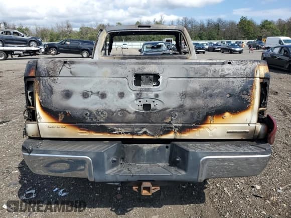 ✅ 2014 Ford F-250 XL • VIN: 1FTBF2B61EEB38791 • Lot: 70748575. Listed on Copart with Not provided. Free auction sales archive from the USA and detailed vehicle history report at DreamBid. Image 6.