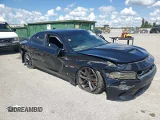 2019 Dodge Charger Scat Pack z VIN 2C3CDXGJ6KH748568, wystawiony jako Copart lot #84203665 z przebiegiem Nie podano mil oraz Czysty tytuł • Clean title. Historia ofert i sprzedaży dostępna na DreamBid. Obrazek 4.