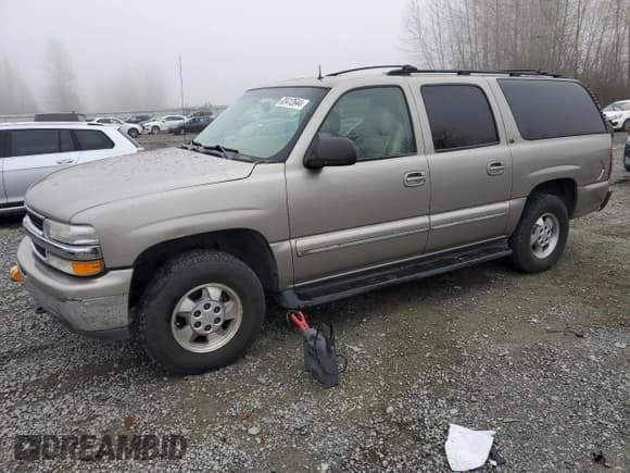 ✅ 2002 Chevrolet Suburban LT • VIN: 1GNFK16Z62J165684 • Лот: 83412644. Опубликован ранее на Copart с пробегом 263 965 миль. Бесплатный доступ к архиву аукционных продаж из США и подробный отчёт об истории автомобиля на DreamBid. Изображение 1.