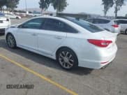 ✅ 2015 Hyundai Sonata Limited • VIN: 5NPE34AB6FH126654 • Лот: 43035296. Опубликован ранее на IAAI с пробегом 141 147 миль. Бесплатный доступ к архиву аукционных продаж из США и подробный отчёт об истории автомобиля на DreamBid. Изображение 3.