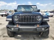 ✅ 2024 Jeep Gladiator Mojave X • VIN: 1C6JJTEG4RL120069 • Лот: 53950405. Опубликован ранее на Copart с пробегом 4 107 миль. Бесплатный доступ к архиву аукционных продаж из США и подробный отчёт об истории автомобиля на DreamBid. Изображение 5.