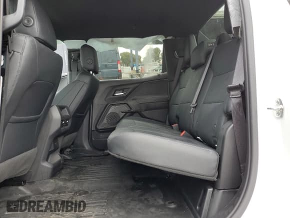 ✅ 2024 Chevrolet Silverado EV Work Truck • VIN: 1GC10UED6RU202788 • Лот: 86390984. Опубликован ранее на Copart с пробегом 5 293 миль. Бесплатный доступ к архиву аукционных продаж из США и подробный отчёт об истории автомобиля на DreamBid. Изображение 10.