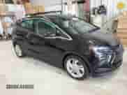 2022 Chevrolet Bolt EV 1LT z VIN 1G1FW6S09N4126990, wystawiony jako Copart lot #37937584 z przebiegiem 17 602 mil mil oraz . Historia ofert i sprzedaży dostępna na DreamBid. Obrazek 4.