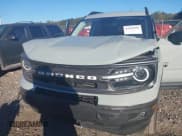 ✅ 2024 Ford Bronco Sport Big Bend • VIN: 3FMCR9B63RRE10373 • Lot: 43469816. Wystawiony na IAAI z przebiegiem 34 688 mil. Bezpłatny archiwum sprzedaży aukcyjnych z USA i szczegółowy raport historii pojazdu na DreamBid. Zdjęcie 6.