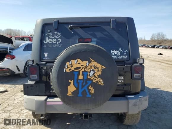 ✅ 2013 Jeep Wrangler Unlimited Freedom • VIN: 1C4BJWDG4DL600346 • Лот: 48242855. Опубликован ранее на Copart с пробегом 156 035 миль. Бесплатный доступ к архиву аукционных продаж из США и подробный отчёт об истории автомобиля на DreamBid. Изображение 6.