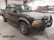 ✅ 2002 Chevrolet S-10 LS • VIN: 1GCDT13W72K179577 • Лот: 42138741. Опубликован ранее на IAAI с пробегом 173 303 миль. Бесплатный доступ к архиву аукционных продаж из США и подробный отчёт об истории автомобиля на DreamBid. Изображение 1.