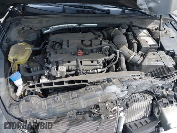 ✅ 2021 Kia K5 LX • VIN: 5XXG24J27MG028107 • Lot: 43247619. Wystawiony na IAAI z przebiegiem 70 981 mil. Bezpłatny archiwum sprzedaży aukcyjnych z USA i szczegółowy raport historii pojazdu na DreamBid. Zdjęcie 10.