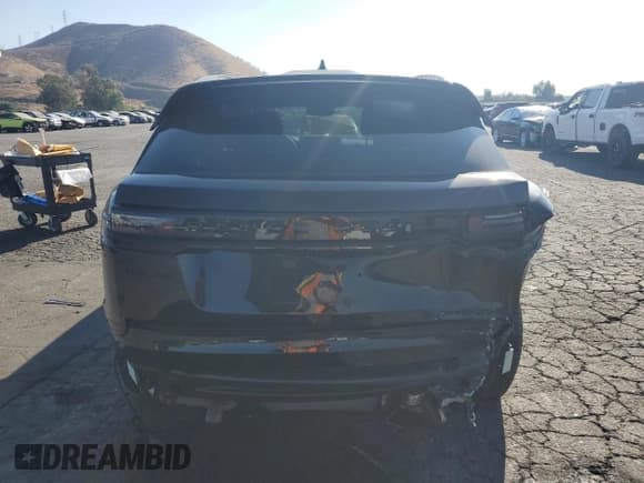 ✅ 2024 Land Rover Range Rover Velar Dynamic SE • VIN: SALYL2EX5RA369223 • Лот: 66122335. Опубликован ранее на Copart с пробегом Не указан. Бесплатный доступ к архиву аукционных продаж из США и подробный отчёт об истории автомобиля на DreamBid. Изображение 6.