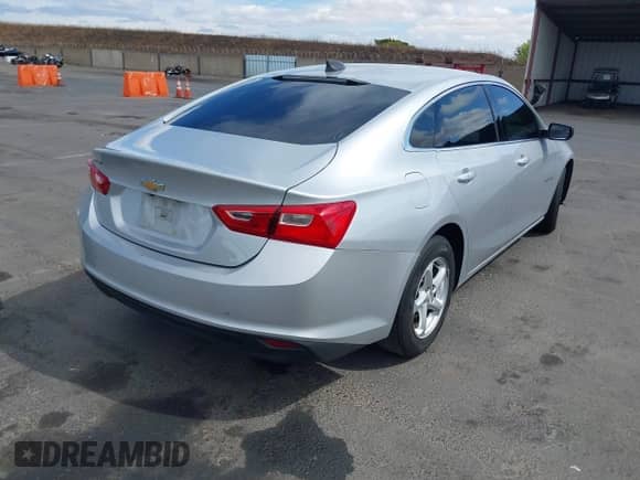 2018 Chevrolet Malibu LS z VIN 1G1ZC5ST9JF253327, wystawiony jako IAAI lot #43193628 z przebiegiem 53 935 mil mil oraz . Historia ofert i sprzedaży dostępna na DreamBid. Obrazek 4.