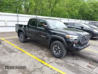 ✅ 2021 Toyota Tacoma SR • VIN: 3TMCZ5AN0MM417261 • Lot: 42240693. Listed on IAAI with 38,625 mi. Free auction sales archive from the USA and detailed vehicle history report at DreamBid. Image 1.