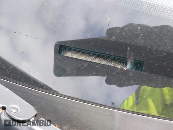 ✅ 2017 Honda Pilot EX-L • VIN: 5FNYF6H56HB048961 • Lot: 42664011. Listed on IAAI with 210,063 mi. Free auction sales archive from the USA and detailed vehicle history report at DreamBid. Image 17.