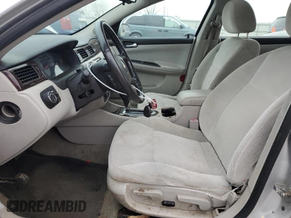 ✅ 2014 Chevrolet Impala LT • VIN: 2G1WB5E33E1117435 • Лот: 78035234. Опубликован ранее на Copart с пробегом 129 701 миль. Бесплатный доступ к архиву аукционных продаж из США и подробный отчёт об истории автомобиля на DreamBid. Изображение 7.