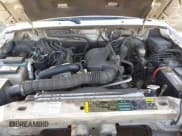 ✅ 2006 Ford Ranger XL • VIN: 1FTYR14U06PA50747 • Lot: 43365477. Wystawiony na IAAI z przebiegiem 193 095 mil. Bezpłatny archiwum sprzedaży aukcyjnych z USA i szczegółowy raport historii pojazdu na DreamBid. Zdjęcie 10.