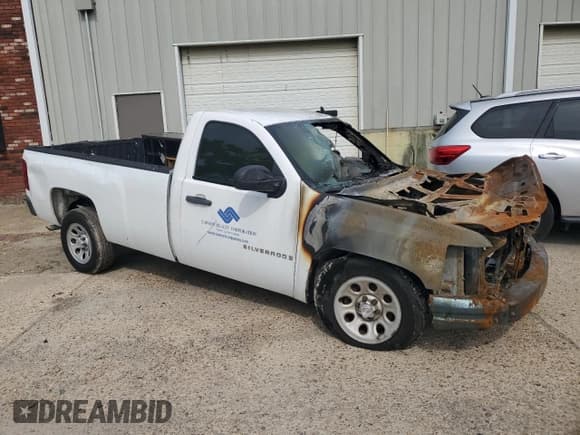 ✅ 2008 Chevrolet Silverado 1500 Work Truck • VIN: 1GCEC14X98Z300427 • Lot: 61885244. Listed on Copart with Not provided. Free auction sales archive from the USA and detailed vehicle history report at DreamBid. Image 4.