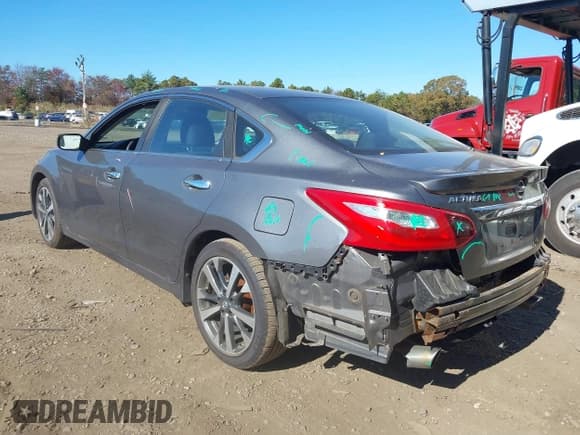 ✅ 2017 Nissan Altima S • VIN: 1N4AL3AP8HC234945 • Lot: 43537710. Wystawiony na IAAI z przebiegiem 84 809 mil. Bezpłatny archiwum sprzedaży aukcyjnych z USA i szczegółowy raport historii pojazdu na DreamBid. Zdjęcie 6.