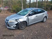 ✅ 2013 Ford Focus S • VIN: 1FADP3E23DL122760 • Лот: 43649604. Опубликован ранее на IAAI с пробегом 88 039 миль. Бесплатный доступ к архиву аукционных продаж из США и подробный отчёт об истории автомобиля на DreamBid. Изображение 2.